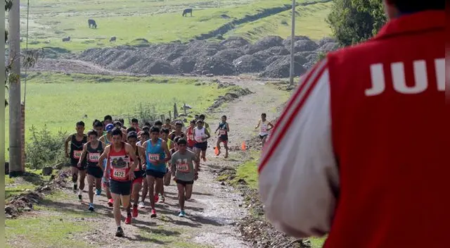 Campeonato Nacional de Cross Country recorrió circuito complicado en Huancavelica