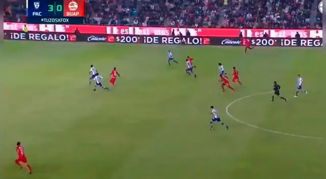 En el Lobos Buap vs. Pachuca, Irven Ávila metió un pase fantástico.