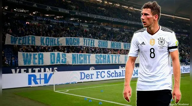 León Goretzka y la dura pancarta que le dedicó la afición del Schalke 04 tras fichar por el Bayern Múnich León Goretzka y la dura pancarta que le dedicó la afición del Schalke 04 tras fichar por el Bayern Múnich