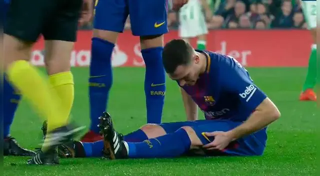 Thomas Vermaelen volvió al calvario de sus lesiones en el Betis vs. Barcelona Thomas Vermaelen volvió al calvario de sus lesiones en el Betis vs. Barcelona