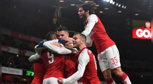 Chelsea cayó 2-1 con Arsenal y quedó eliminado de la Copa de la Liga Inglesa.