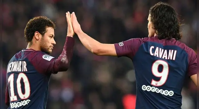 Neymar y Edinson Cavani celebran un gol del PSG. Neymar y Edinson Cavani celebran un gol del PSG.