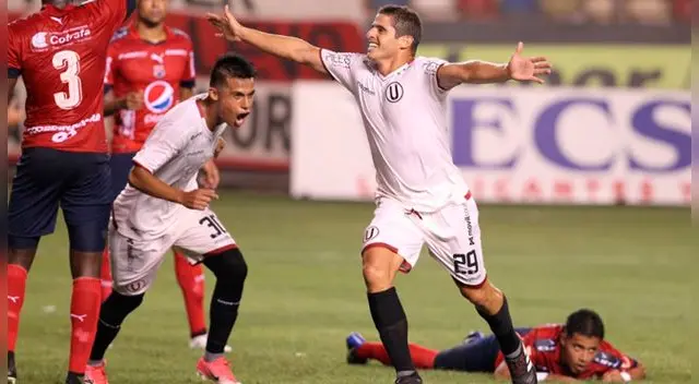 Aldo Corzo es pieza fundamental en el esquema táctico de Universitario. Aldo Corzo es pieza fundamental en el esquema táctico de Universitario.