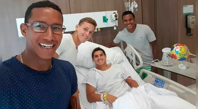 Universitario: Aldo Corzo recibió la visita de sus compañeros en la clínica