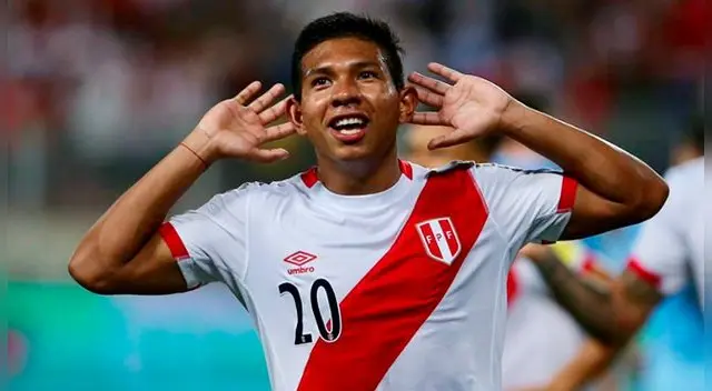 Edison Flores confesó que quiere jugar en el Barcelona de España.