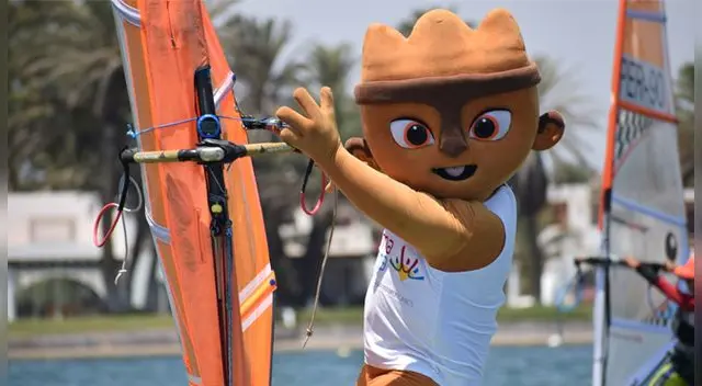 Milco se metió a navegar en la bahía de Paracas previo al inicio de los Campeonatos Sudamericanos de Windsurf Olímpico Milco se metió a navegar en la bahía de Paracas previo al inicio de los Campeonatos Sudamericanos de Windsurf Olímpico