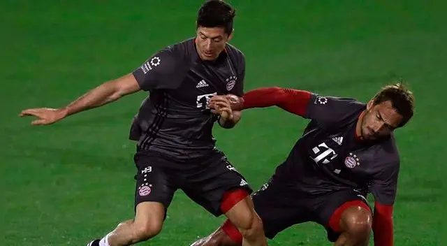 Robert Lewandowski y Mats Hummels tuvieron fuerte enfrentamiento en los entrenamientos