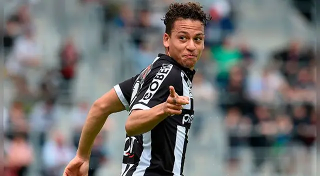 Cristian Benavente jugó su primer partido en la selección peruana mayor en abril del 2013. Cristian Benavente jugó su primer partido en la selección peruana mayor en abril del 2013.