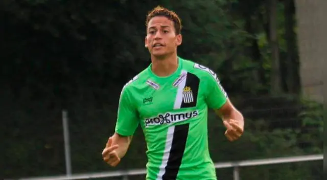 Cristian Benavente celebra un gol con el Charleroi. Cristian Benavente celebra un gol con el Charleroi.