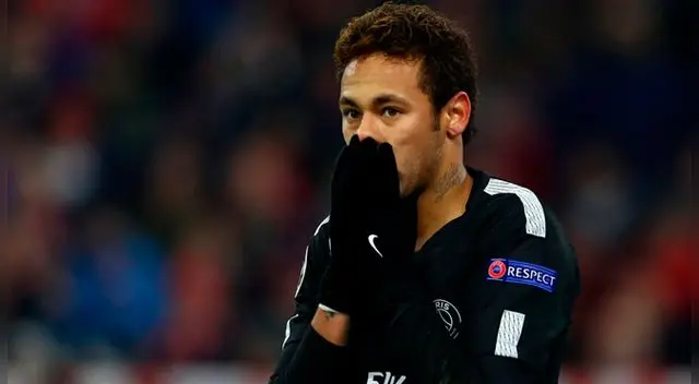 Neymar podría dejar el Parque de los Príncipes en el próximo verano. Neymar podría dejar el Parque de los Príncipes en el próximo verano.