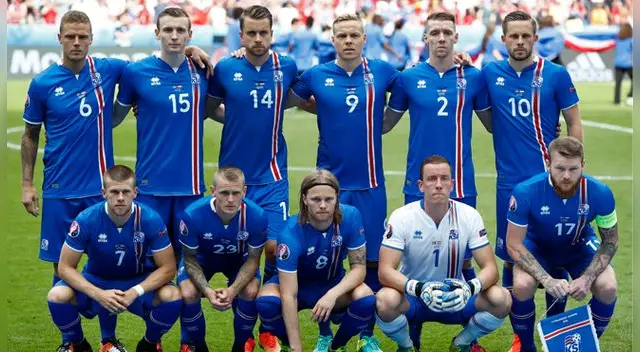 Gylfi Sigurðsson (10) es la principal estrella de Islandia.