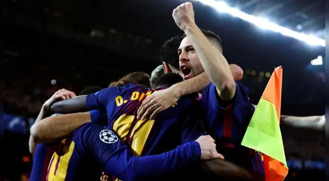 Los jugadores del Barcelona celebran el gol de Messi al Chelsea.
