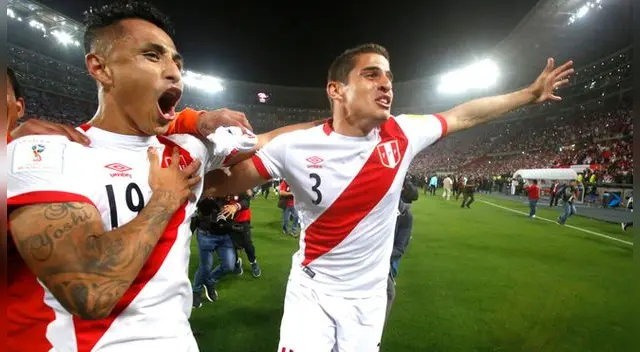 Yoshimar Yotún y Aldo Corzo en el día del triunfo ante Nueva Zelanda en Lima 