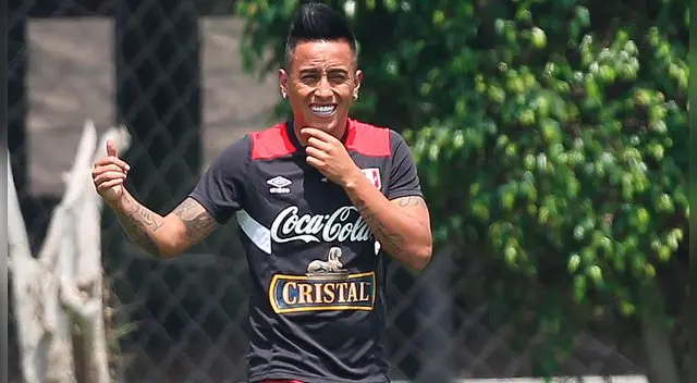 Christian Cueva suma 36 partidos disputados con la indumentaria de la Selección peruana de fútbol. Christian Cueva suma 36 partidos disputados con la indumentaria de la Selección peruana de fútbol.