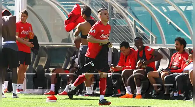 La selección peruana trabajó este jueves en el Hard Rock Stadium previo a su amistoso con Croacia. Foto: Luis Jímenez