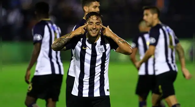 Alejandro Hohberg celebra su gol ante Ayacucho FC.