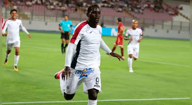 El delantero marfileño Ake Loba le anotó a los cremas en el partido de ida que terminó igualado 1-1. El delantero marfileño Ake Loba le anotó a los cremas en el partido de ida que terminó igualado 1-1.
