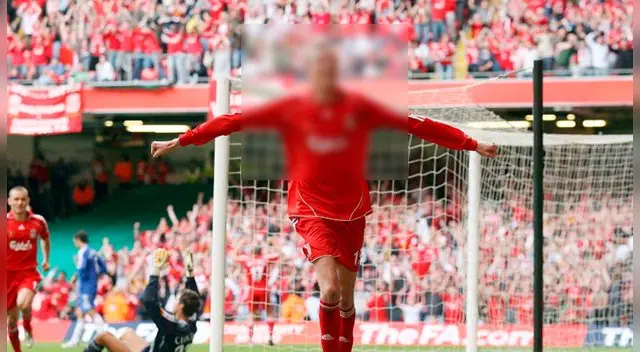 Peter Crouch suma 3 goles en la presente temporada 2017-18 con la camiseta del Stoke City.