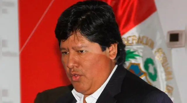 El dirigente, Edwin Oviedo, se convirtió en el presidente de la Federación Peruana de Fútbol en el año 2014. El dirigente, Edwin Oviedo, se convirtió en el presidente de la Federación Peruana de Fútbol en el año 2014.
