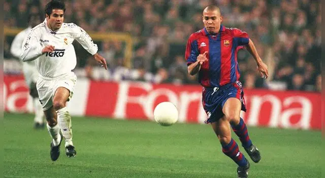 Ronaldo Nazario jugó solo una temporada en el Barcelona. Ronaldo Nazario jugó solo una temporada en el Barcelona.