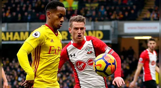 André Carrillo llegó a inicios de temporada al Watford y lleva 2 goles con esa camiseta.