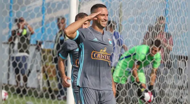 Emanuel Herrera suma 12 goles en el Torneo de Verano. 