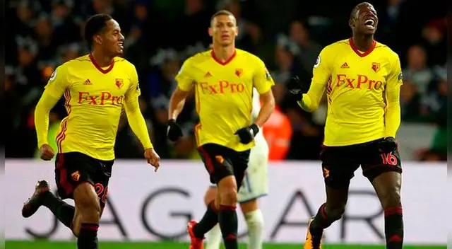 Carrillo (28) y Doucouré (16) festejan el gol de las 'Abejas Asesinas'. Atrás aparece Richarlison (11). Carrillo (28) y Doucouré (16) festejan el gol de las 'Abejas Asesinas'. Atrás aparece Richarlison (11).