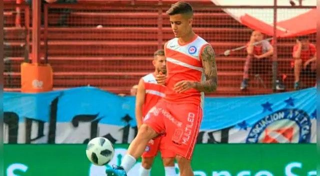 Argentinos Juniors confirmó que Beto Da Silva se lesionó la pierna derecha