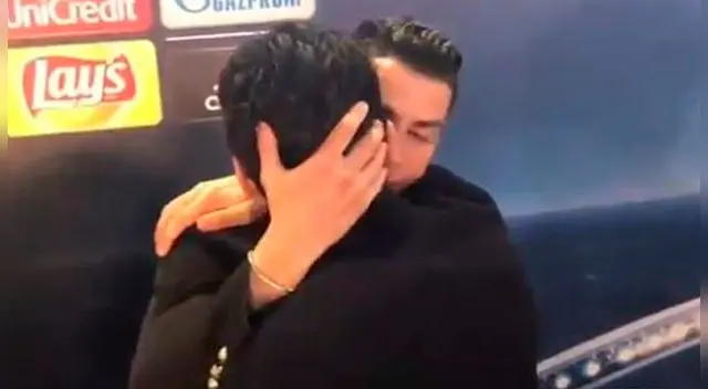 Cristiano Ronaldo y el emotivo abrazo con Gianluigi Buffon tras el partido Cristiano Ronaldo y el emotivo abrazo con Gianluigi Buffon tras el partido