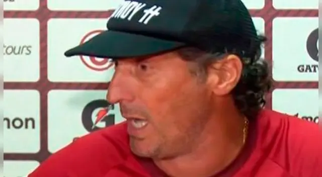 Pedro Troglio durante su conferencia de prensa en el Monumental.