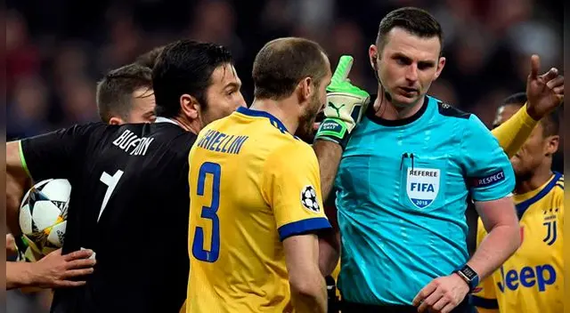 Michael Oliver cobró penal a favor del Real a los 93' del cotejo. Michael Oliver cobró penal a favor del Real a los 93' del cotejo.