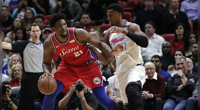 Miami Heat vs. Philadelphia Sixers. Foto: AP