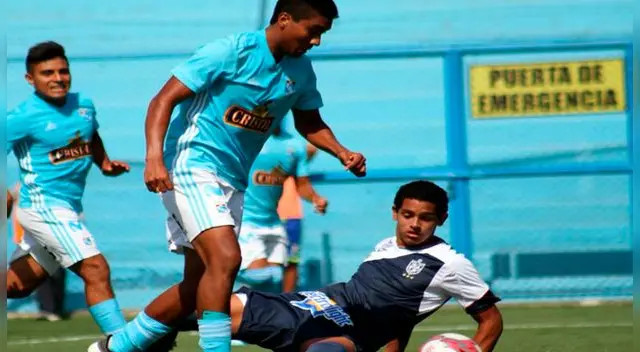 Sporting Cristal aplastó 4-1 a su par de la Universidad San Martín por la jornada 13 del Torneo de Verano 2018.