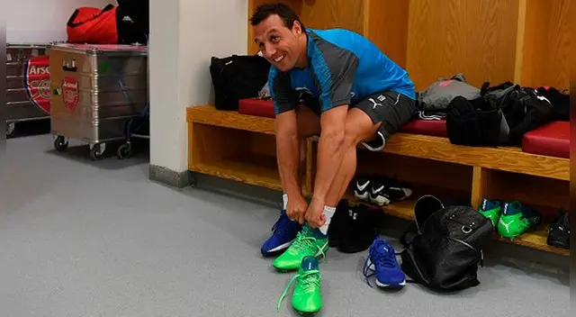 Santi Cazorla regresó a los entrenamientos luego de año y medio. Santi Cazorla regresó a los entrenamientos luego de año y medio.