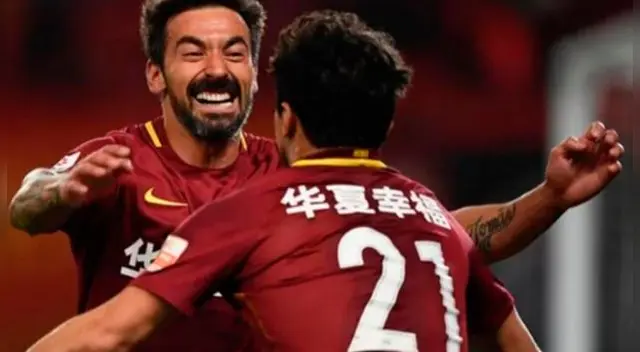 Ezequiel Lavezzi volvió a anotar en China y le dio el triunfo a su equipo. Foto: EFE