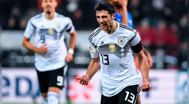 Lars Stindl celebra un gol con Alemania ante Francia. Lars Stindl celebra un gol con Alemania ante Francia.
