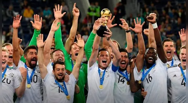 La FIFA propone una mini Copa del Mundo. Foto: EFE La FIFA propone una mini Copa del Mundo. Foto: EFE