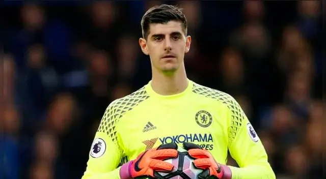 Thibaut Courtois dispuesto a dejar al Chelsea. Foto: EFE 