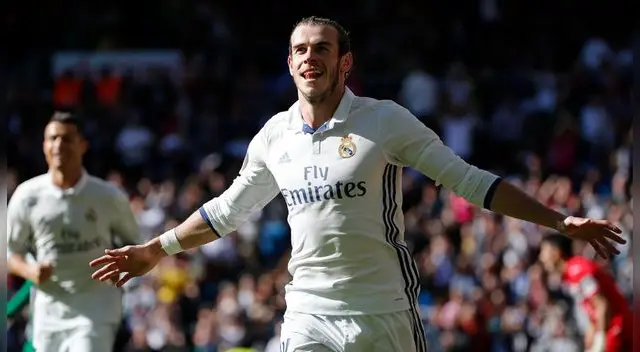 Gareth Bale celebra el empate para los dirigidos por Zidane. Gareth Bale celebra el empate para los dirigidos por Zidane.