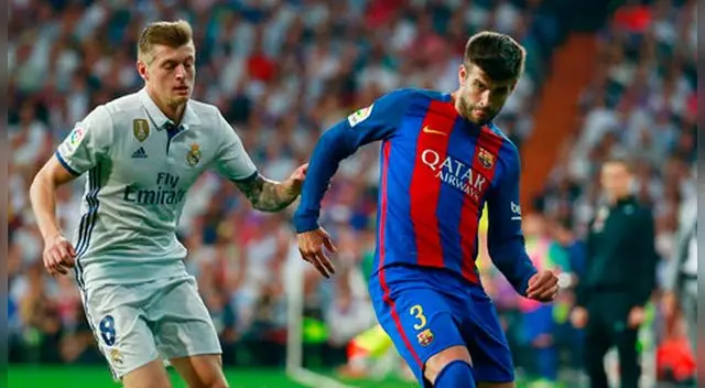 Se hace viral la jugada en que Toni Kroos ridiculiza a Gerard Piqué en el gol del Real Madrid. Se hace viral la jugada en que Toni Kroos ridiculiza a Gerard Piqué en el gol del Real Madrid.