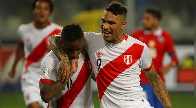 Jefferson Farfán y Paolo Guerrero llevan 56 goles con la selección peruana. Jefferson Farfán y Paolo Guerrero llevan 56 goles con la selección peruana.