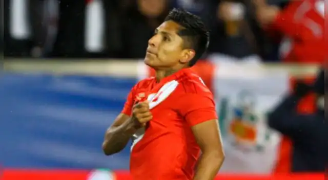 Raúl Ruidíaz suma, hasta el momento, 4 anotaciones con la camiseta de la Selección Peruana de fútbol.  