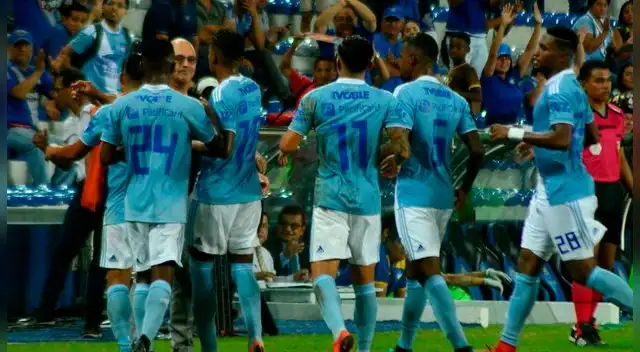 Emelec venció 2-1 al Delfín por la Serie A de Ecuador