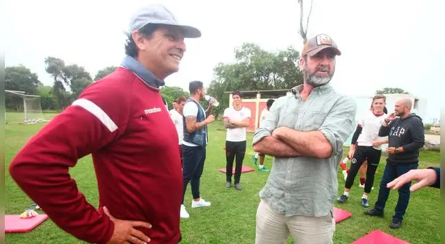 Javier Chirinos permanecerá al mando de Universitario hasta que salga el fallo del TAS Javier Chirinos permanecerá al mando de Universitario hasta que salga el fallo del TAS