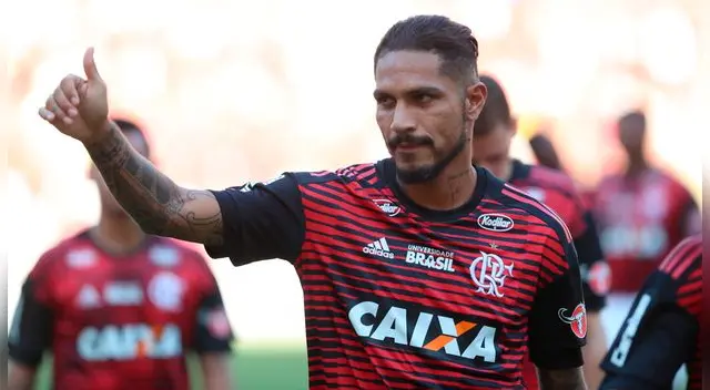 Paolo Guerrero, antes de un partido de Flamengo. Paolo Guerrero, antes de un partido de Flamengo.