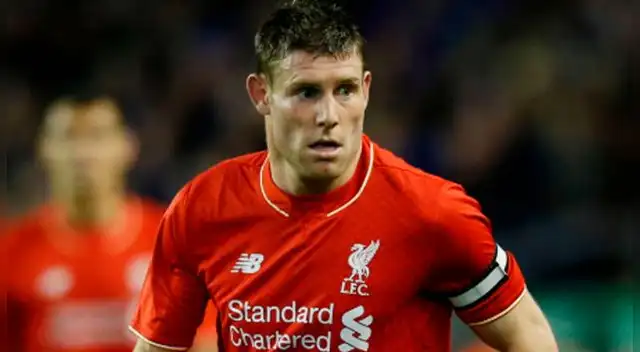 James Milner suma un tanto con el Liverpool en la presente campaña 2017-18. 