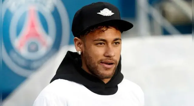 Neymar aclaró que solo piensa ganar el Mundial con Brasil. Foto: EFE Neymar aclaró que solo piensa ganar el Mundial con Brasil. Foto: EFE