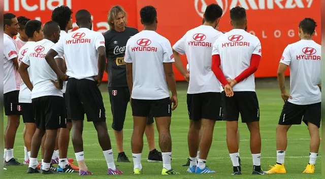 Ricardo Gareca dio la lamentable noticia a los seleccionados. 