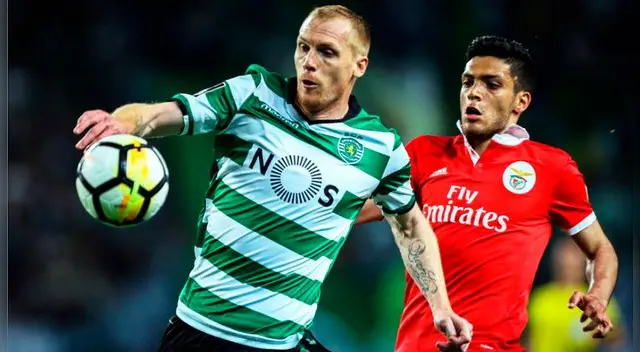 Jéremy Mathieu (Sporting de Lisboa) Jéremy Mathieu (Sporting de Lisboa)