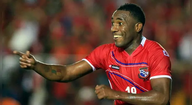 Luis Tejada llegó al Perú para jugar por Juan Aurich. Luis Tejada llegó al Perú para jugar por Juan Aurich.
